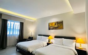 Centennial Inn
